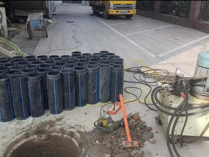 罗湖PE置换管厂家 DN315置换管 非开挖管短管置换